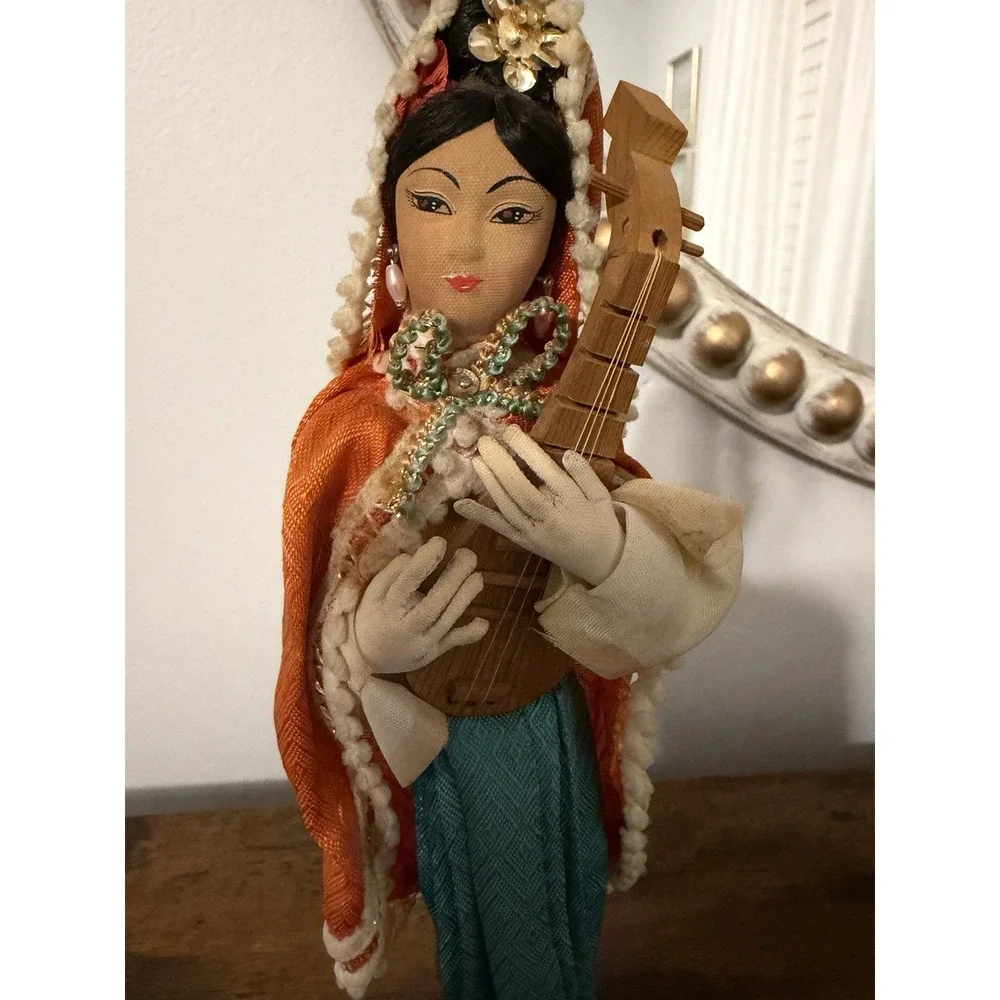 Vintage International Costume‎ Doll Andean Charango Musician Peru Bolivia